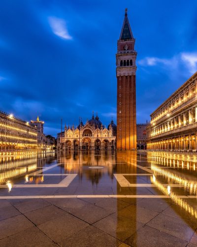 870727-Piazza-San-Marco-St-Marks-Basilica-Houses-Church