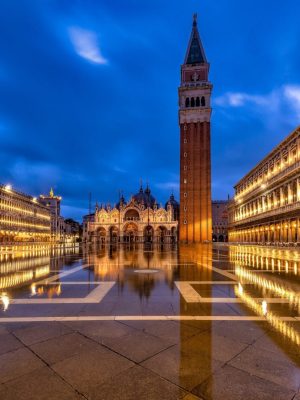 870727-Piazza-San-Marco-St-Marks-Basilica-Houses-Church