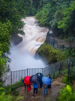 Devis_Falls,_Pokhara_20190128112724