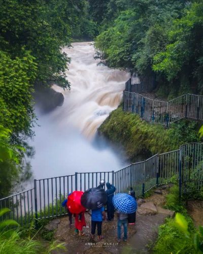 Devis_Falls,_Pokhara_20190128112724