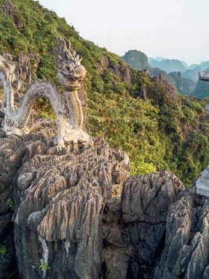 Hoa Lu, Trang An and Hang Mua Caves Day Tour from Hanoi