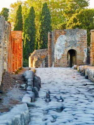 Pompeii-Travel-Tips-7-1-1140x530