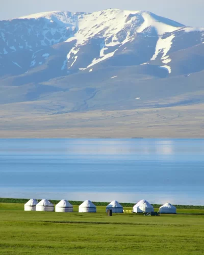 Son-Kol-lake-yurt-camps