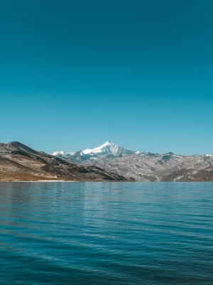 alex-poon-qIw2i7ipAMU-unsplash_7_11zon