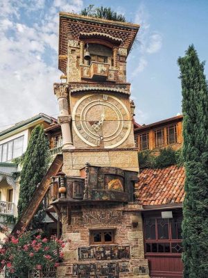 leaning towerin tbilisi