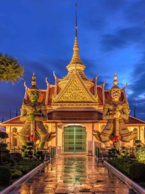 wat-arun-buddhist-temple-bangkok-thailand-uhd-4k-wallpaper